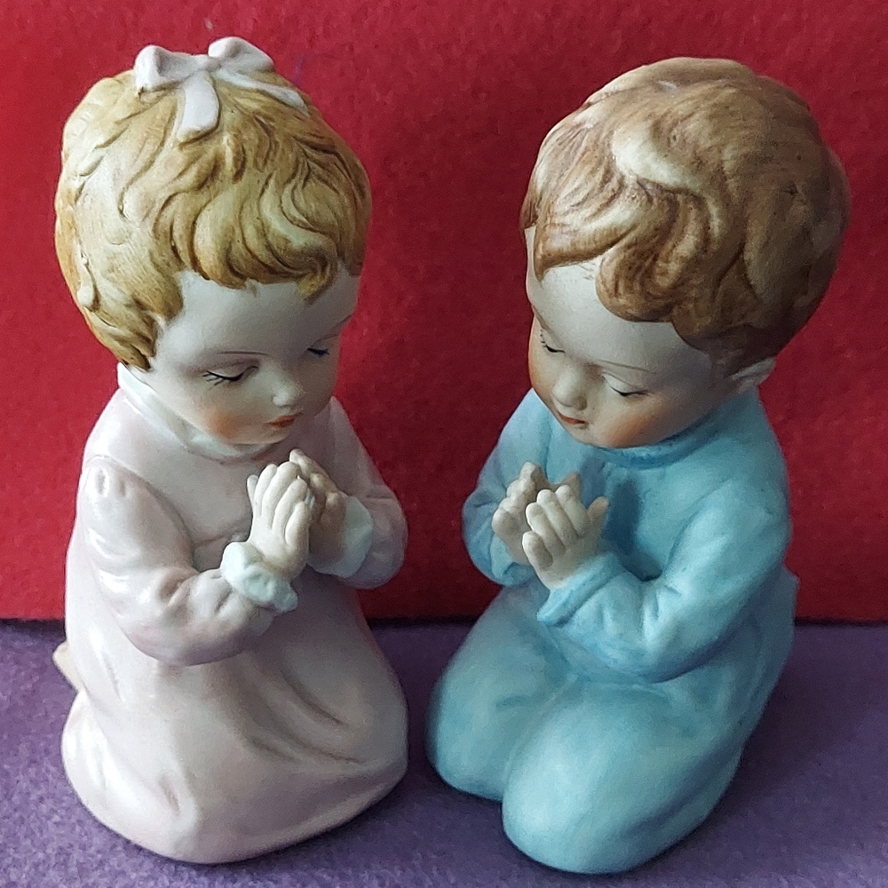 Vintage Praying Children